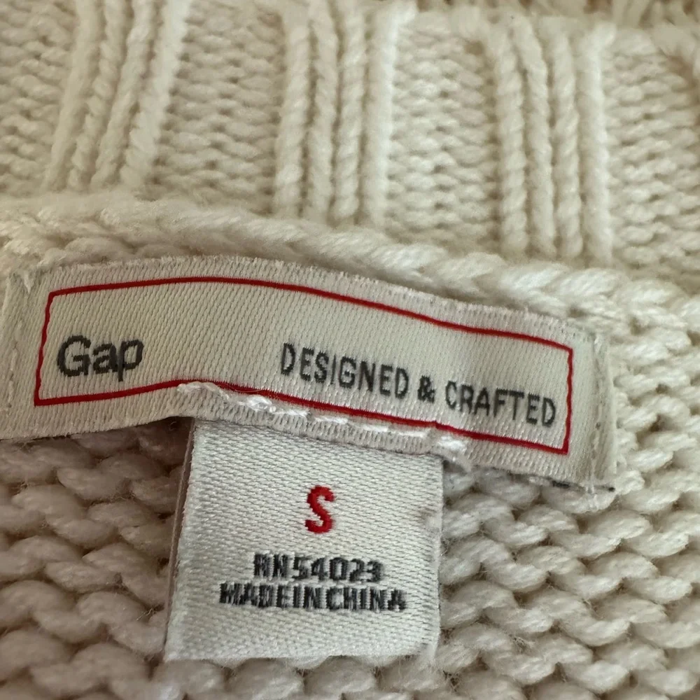 Gap Knit Cream Pullover Sweater Small